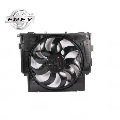 BMW F10 F11 F18 525I এর জন্য 600W ব্যবহারিক রেডিয়েটর ফ্যান ইঞ্জিন কুলিং পার্টস 17418642161